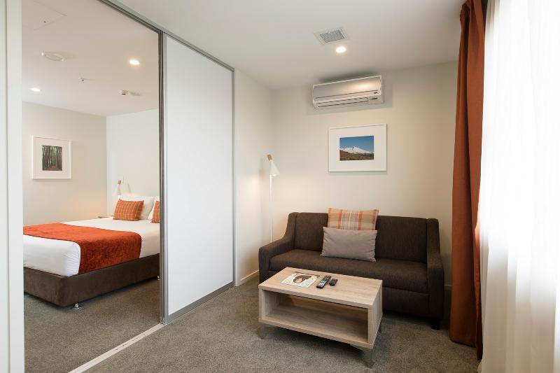 Quest 4* Taupo